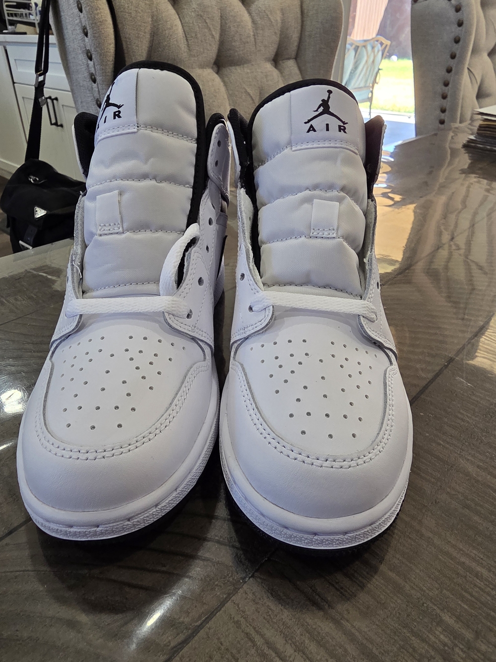 Air Jordan 1 Mid (GS)